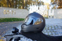 casque intégral de moto